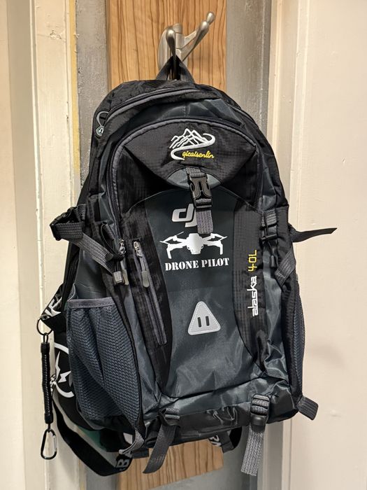 Раница 40L много джобове