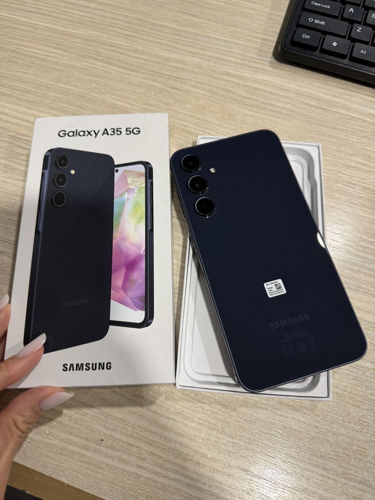 Samsung A35, 8GB, 256GB, 5G, Awesome Navy, Impecabil/CA NOU!!!