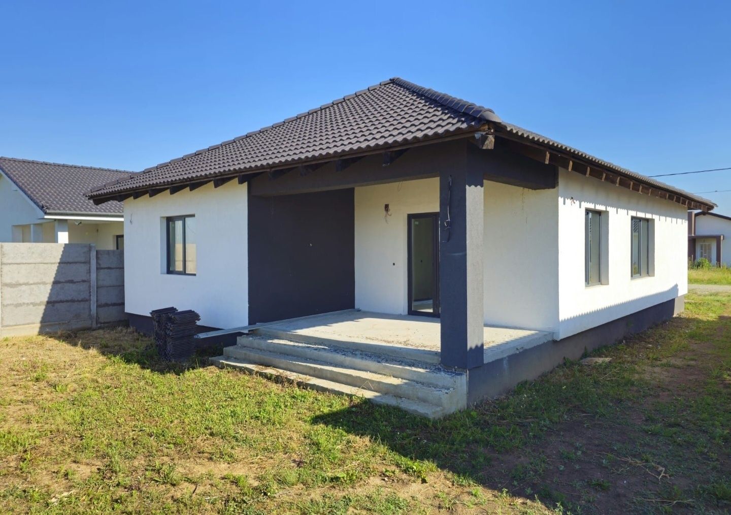 Casa noua cu CF. 144mp,505mp teren .Sântandrei