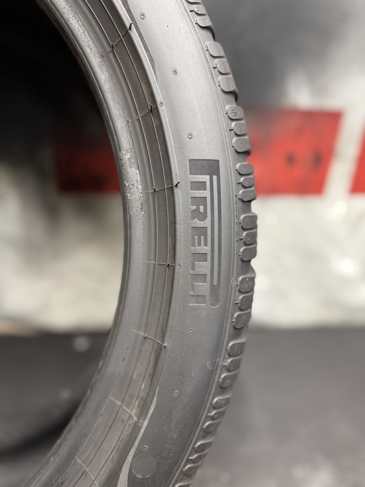 245 40 19, Зимна гума, Pirelli PZeroWinter, 1 брой