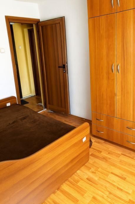 Двустаен апартамент в района на Цветен квартал!