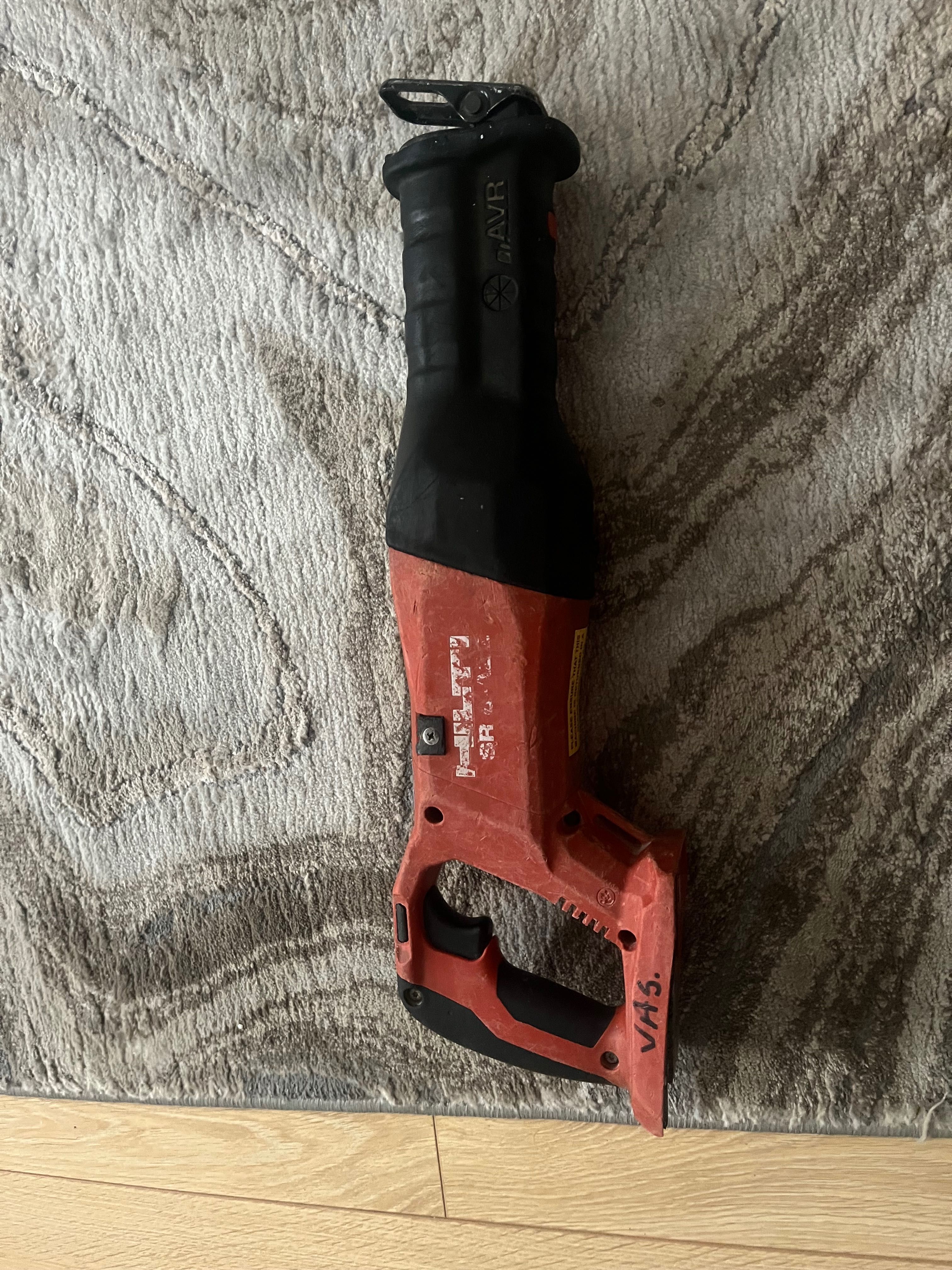 Саблен трион Hilti SR 6 A-22