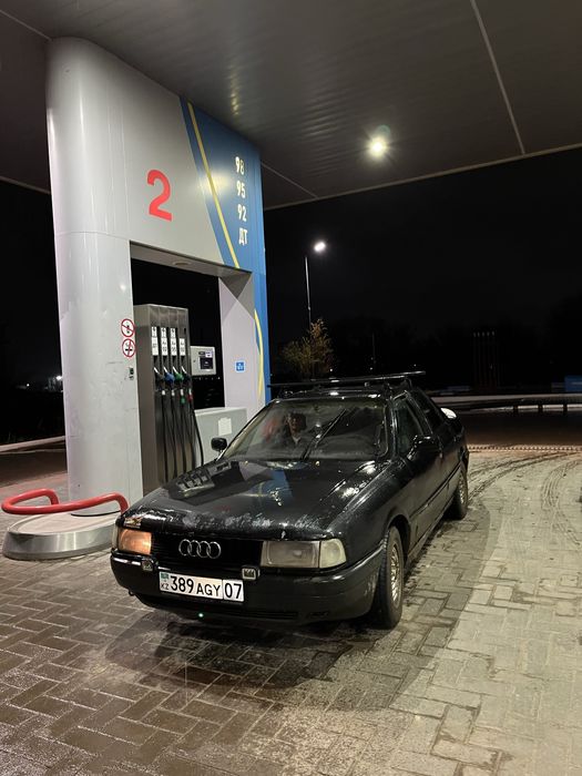 Продам машину Audi 80 b3