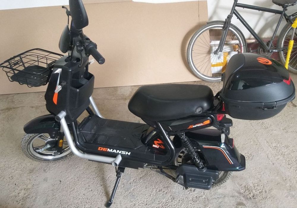 Электроскутер янги