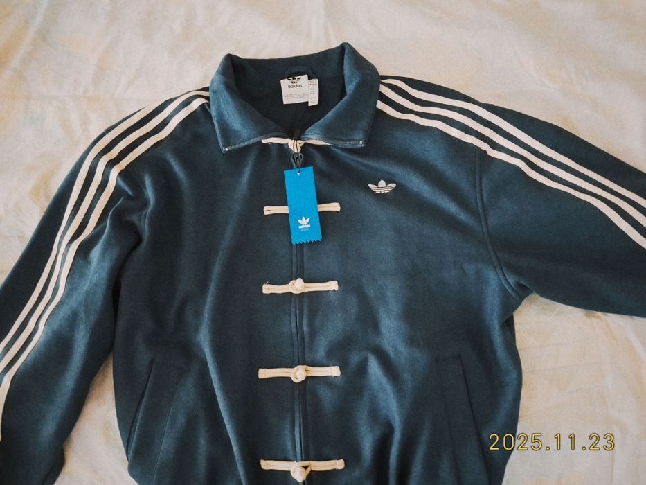 Оригинал adiddas