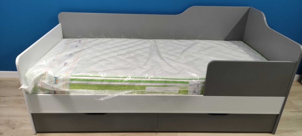 Чисто ново дизайнерско легло