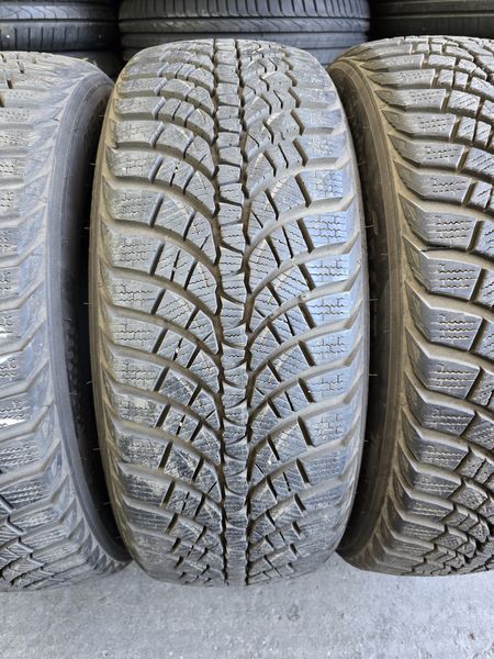 215/55/17 KUMHO 4бр