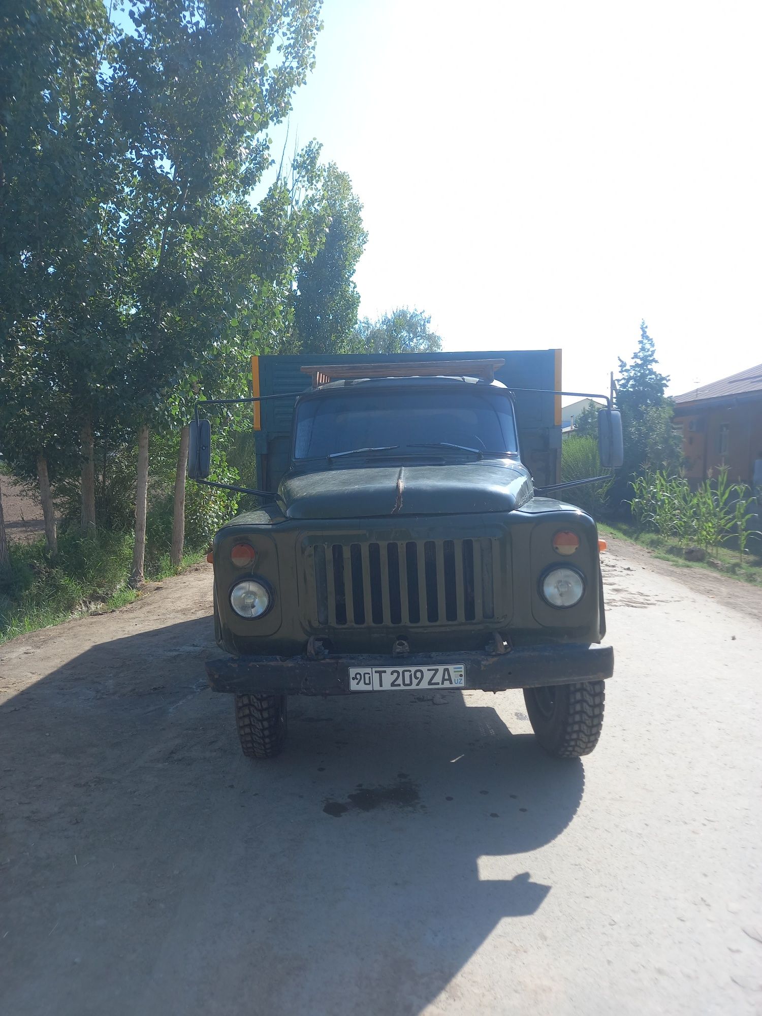 Газ 53 1991 йил сотилади