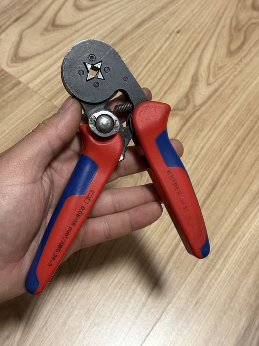 KNIPEX Клещи за кримпване