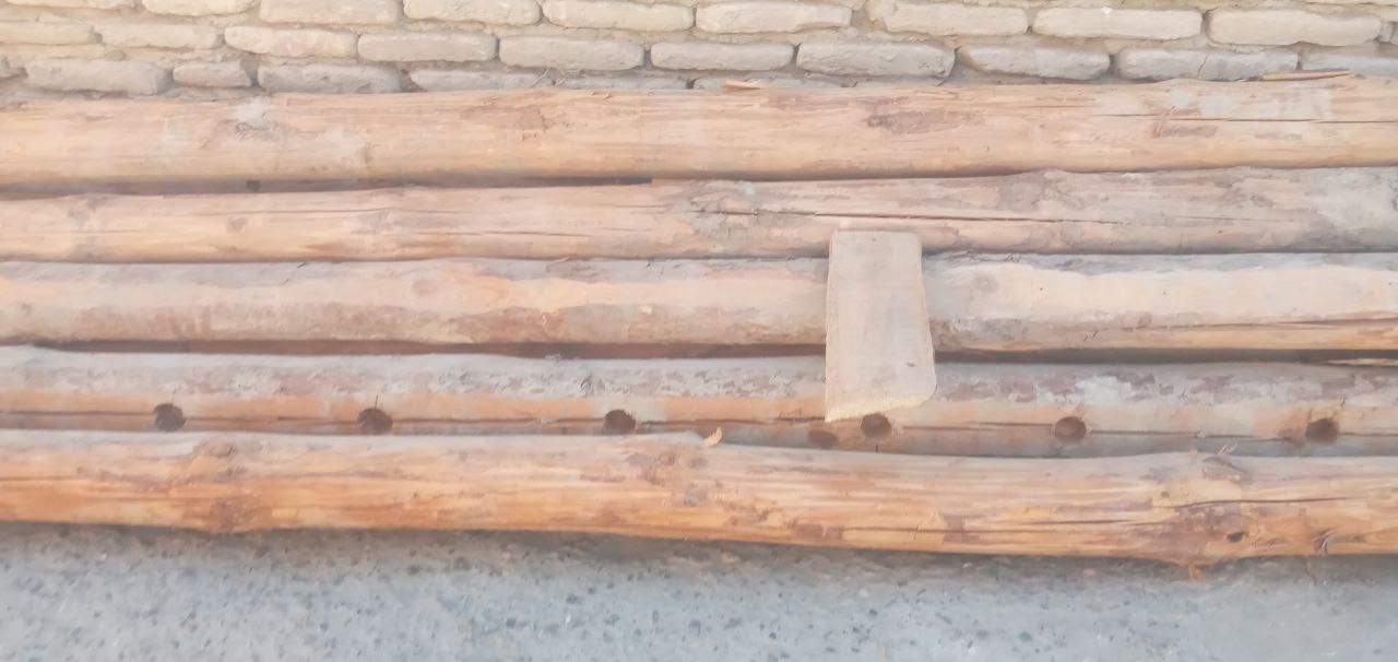 4m li bolor va qalamalar sotiladi