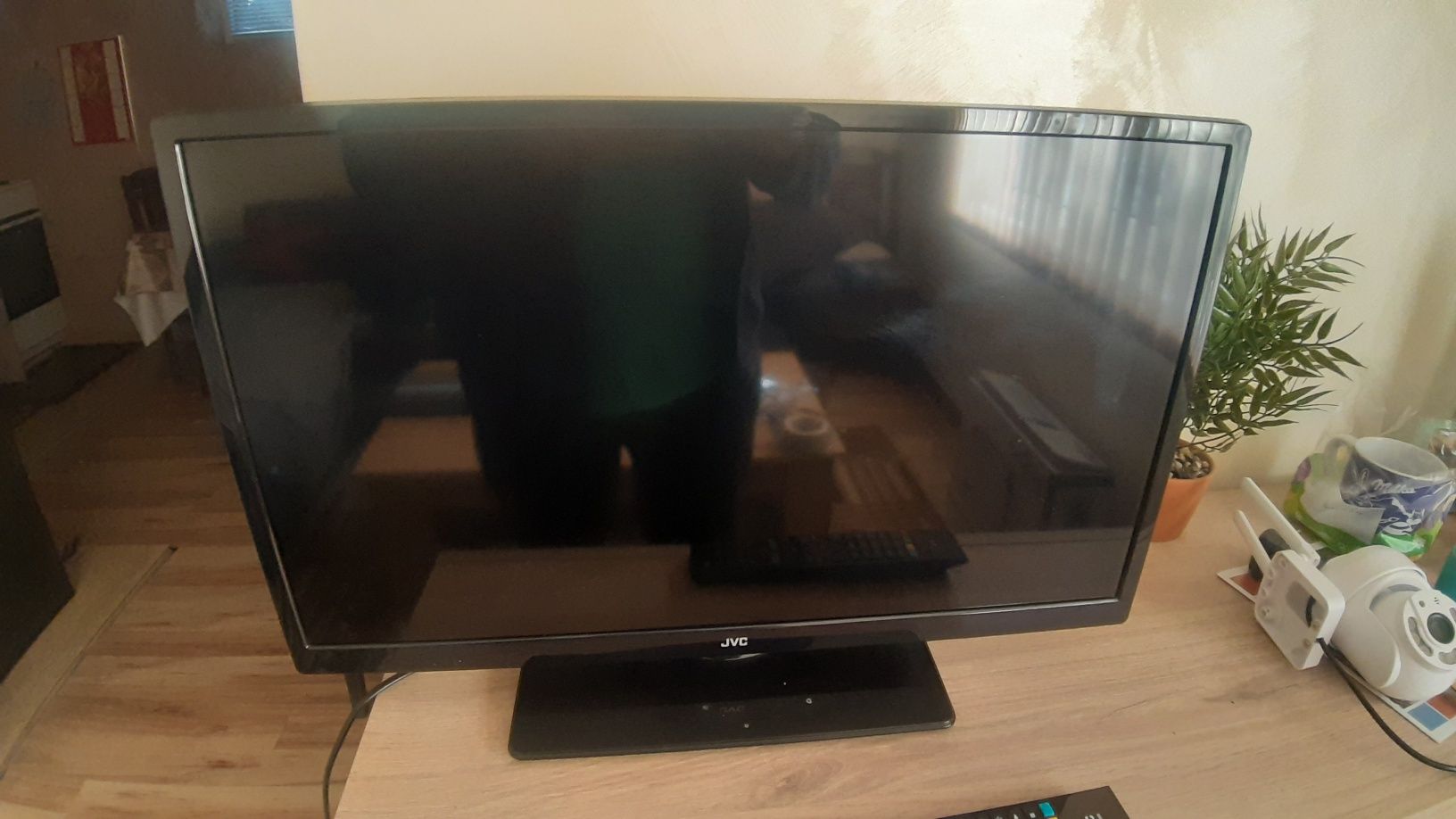 Телевизор JVC RM-C3090