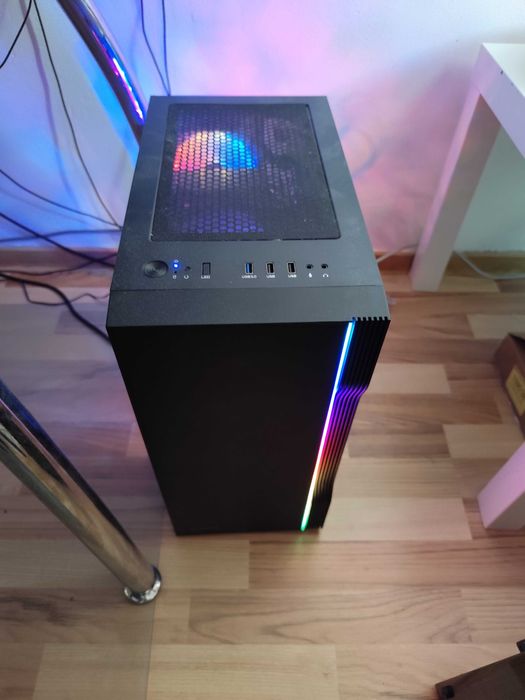 Vand PC (calculator) + monitor