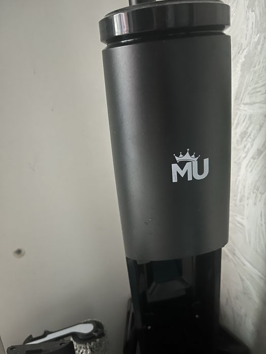 Продам пылесос моющий MU