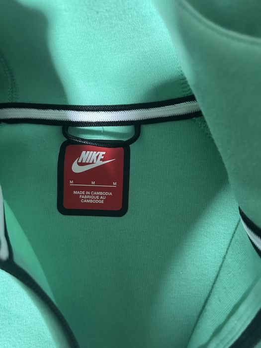 Trening nike tech verde