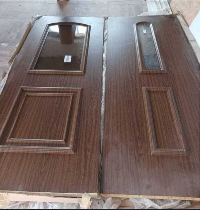 Vând Foi de uși cu sticlă