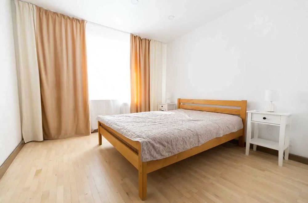 Тристаен имот в кв.Хиподрума