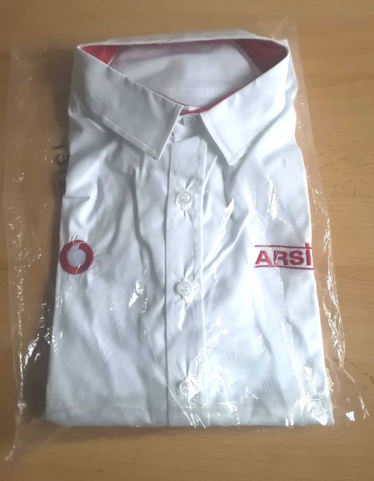 Cămașă Vodafone Arsis