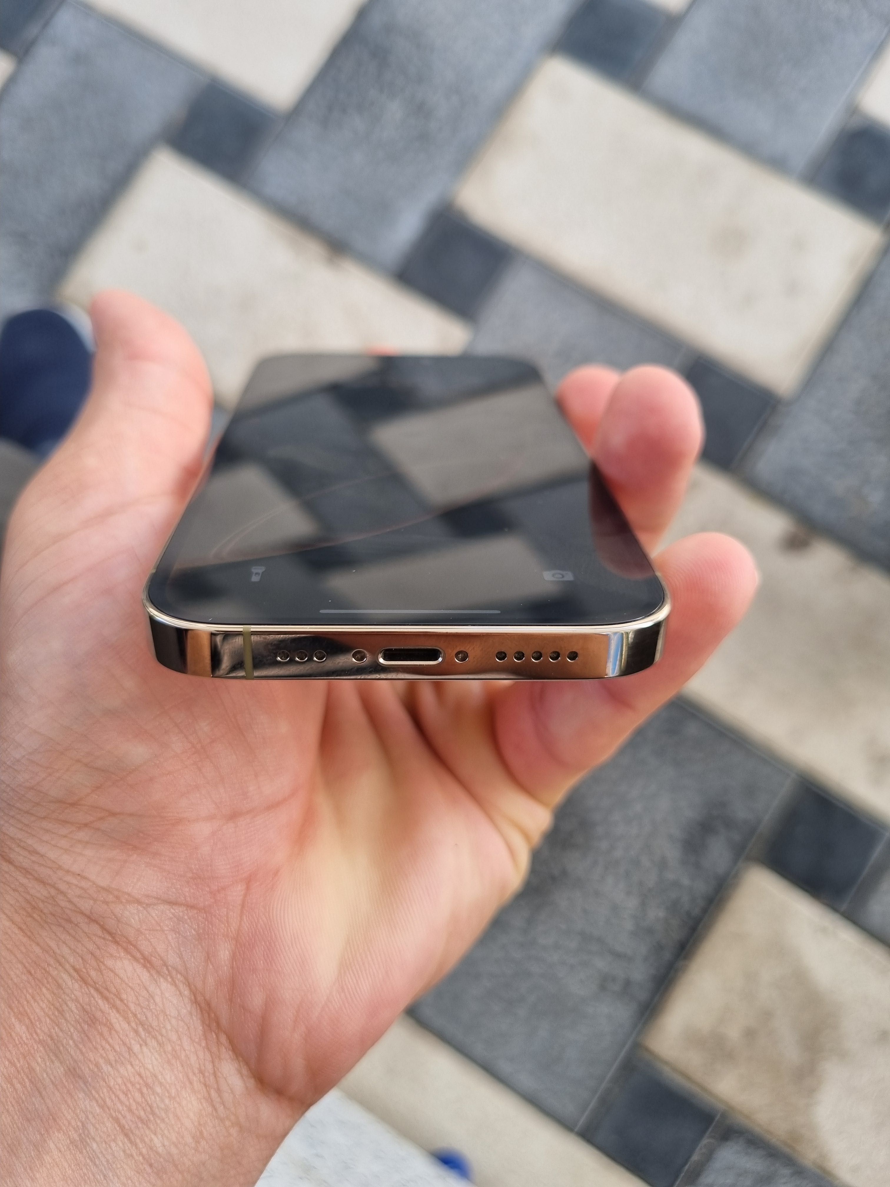 iPhone 14 pro 256gb