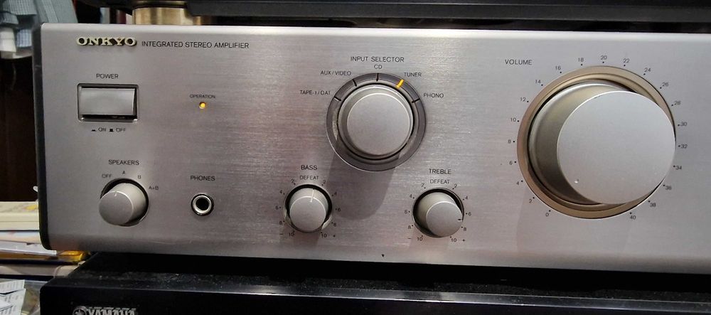 Amplificator Onkyo A-8820 Silver