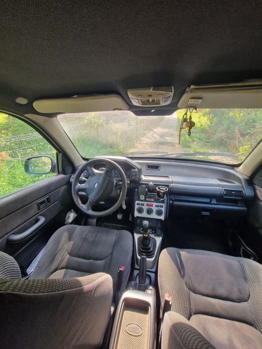 Vând Land Rover Freelander td4