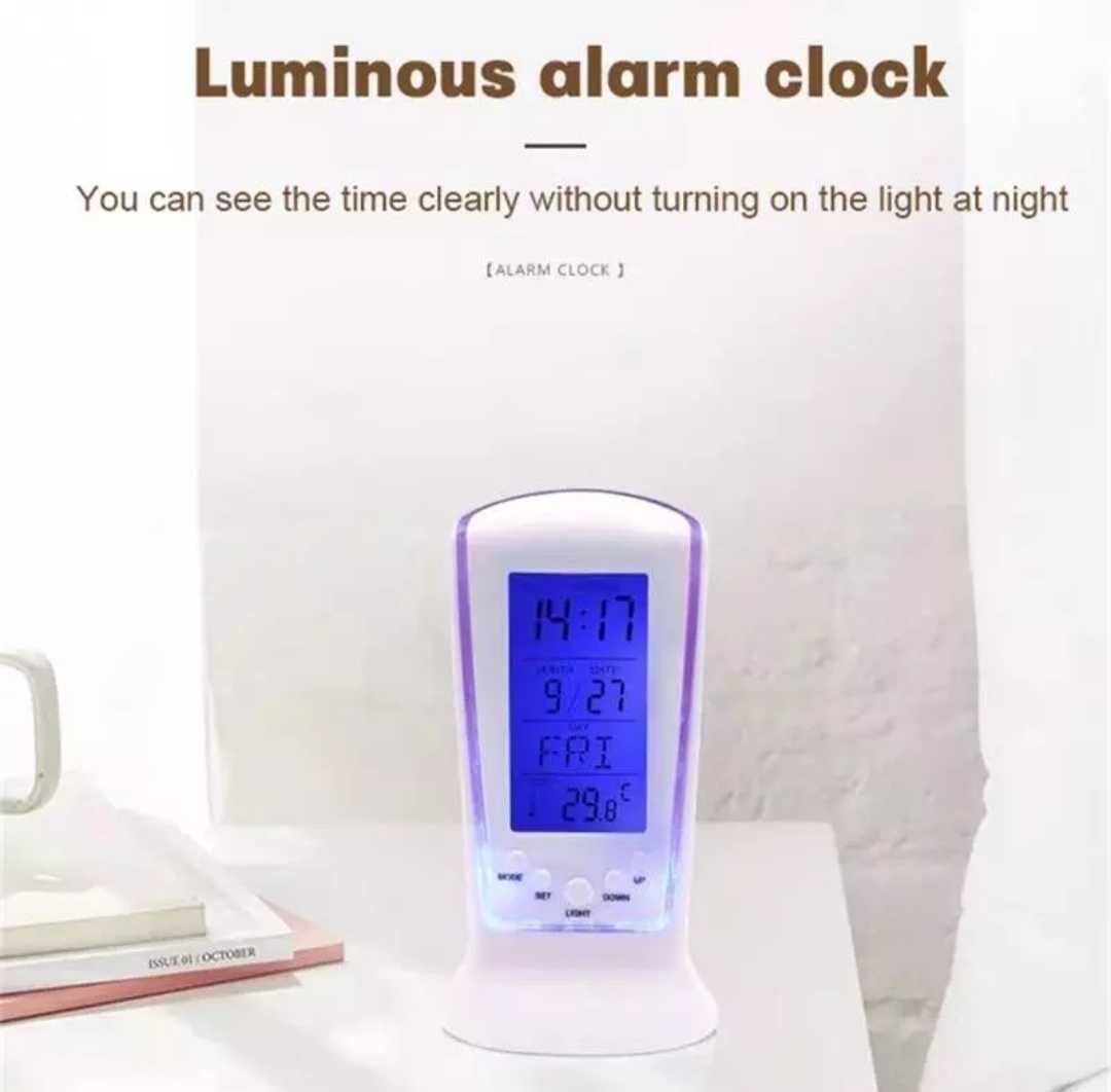 Ceas deșteptator, cu alarma cu afisaj lcd și lumina led