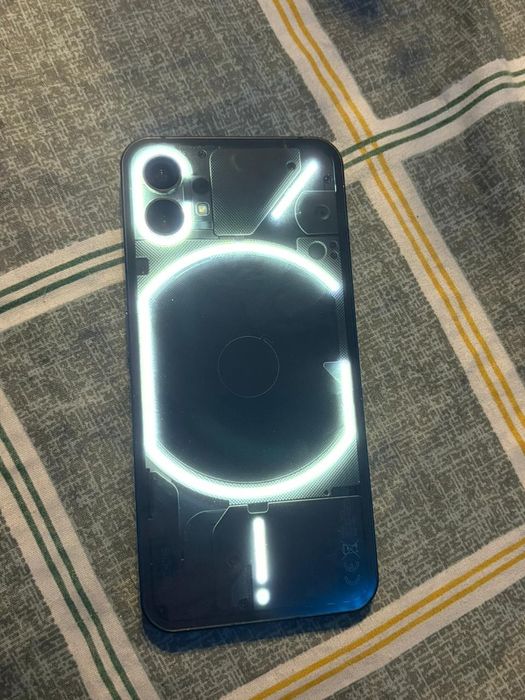 Смартфон Nothing phone 1