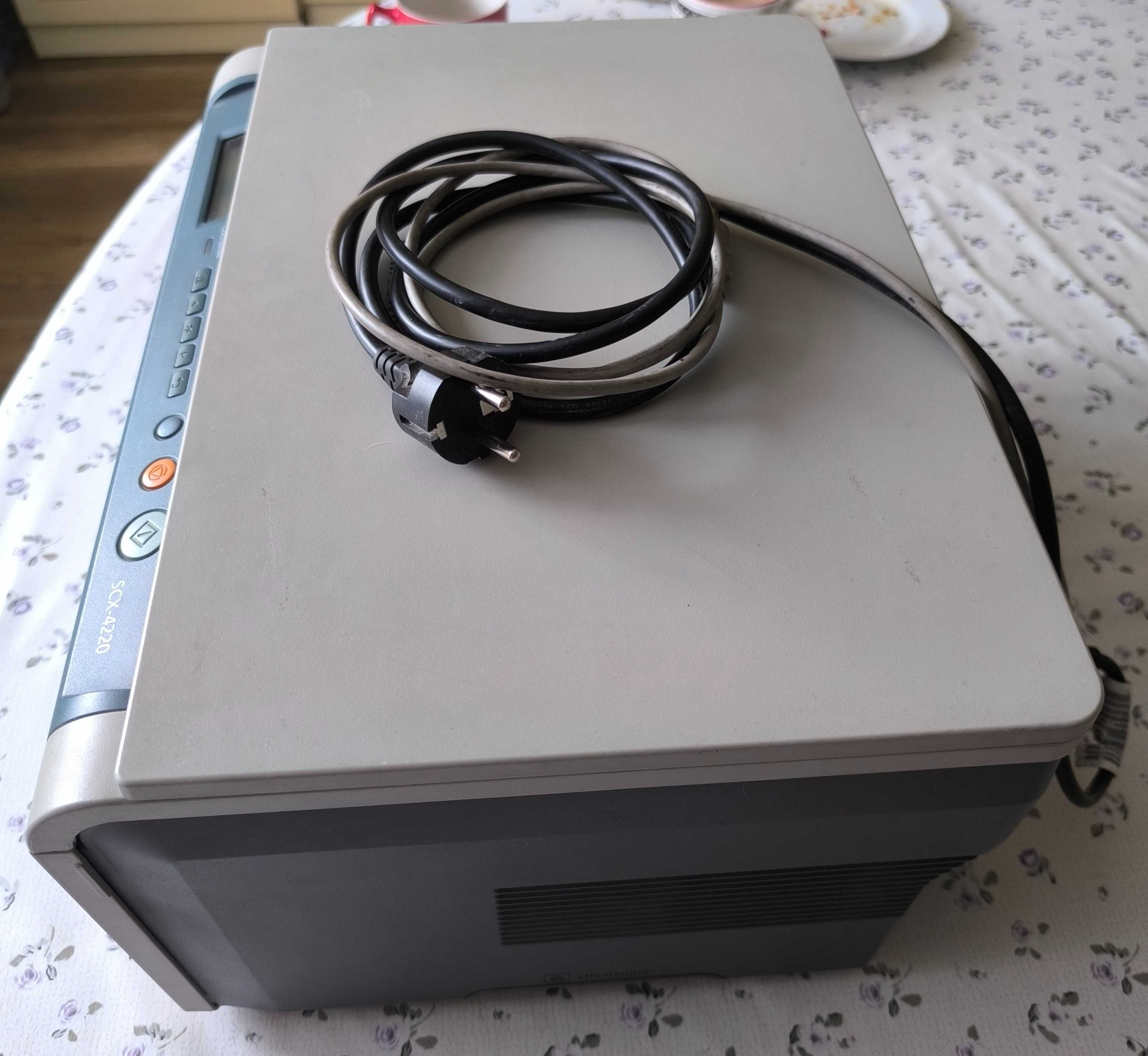 МФУ Samsung SCX 4220