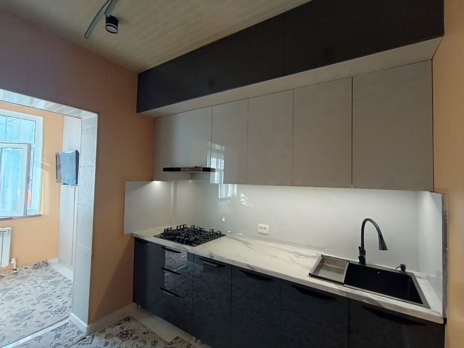 Продается квартира в Чарваке (Беш Тут)