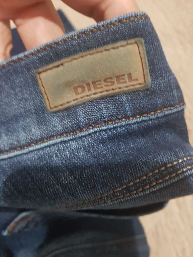 Jeans blugi Diesel