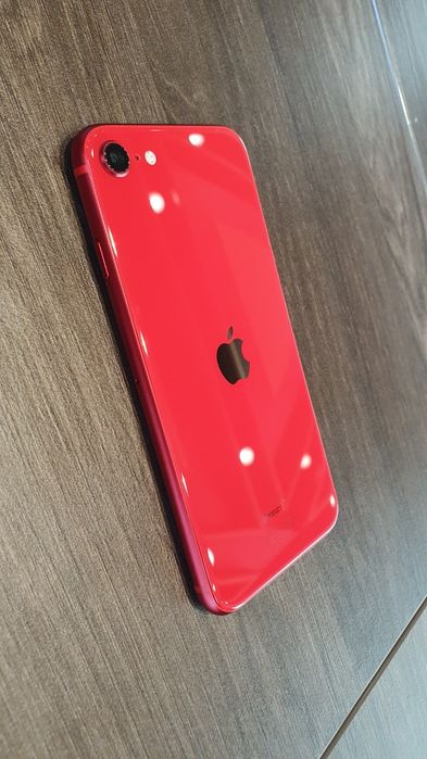 iPhone SE2020 red