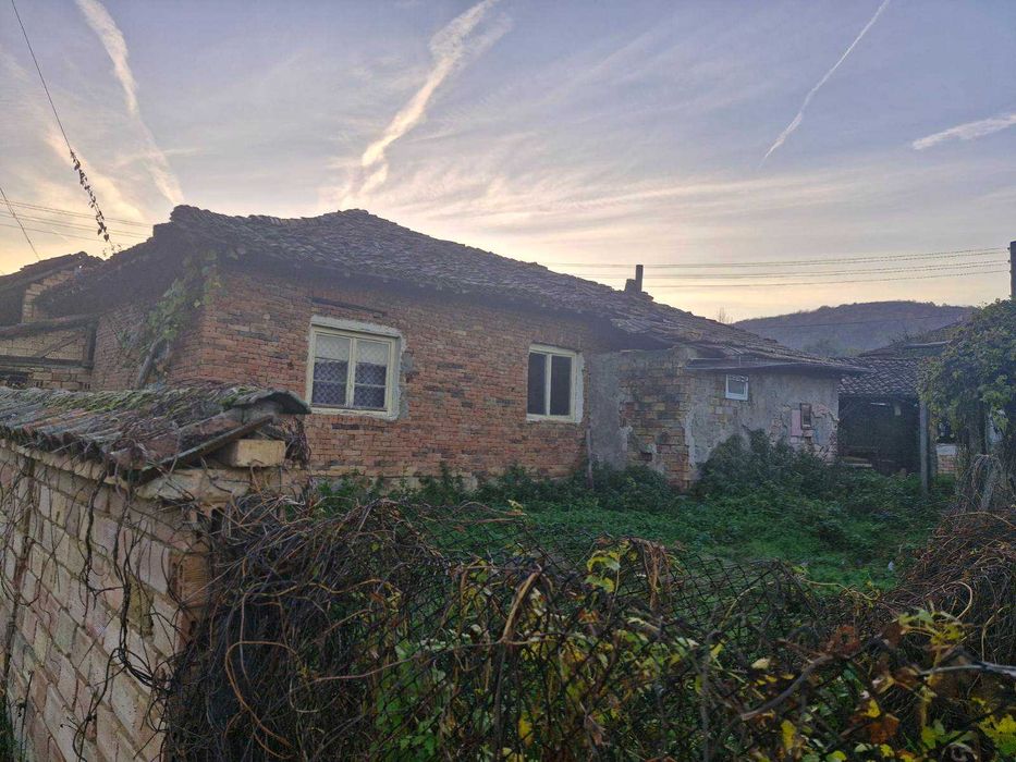 Къща с.Стеврек,общ. Антоново