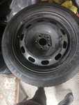 Vând 4 cauciucuri cu jante 175/65 R15