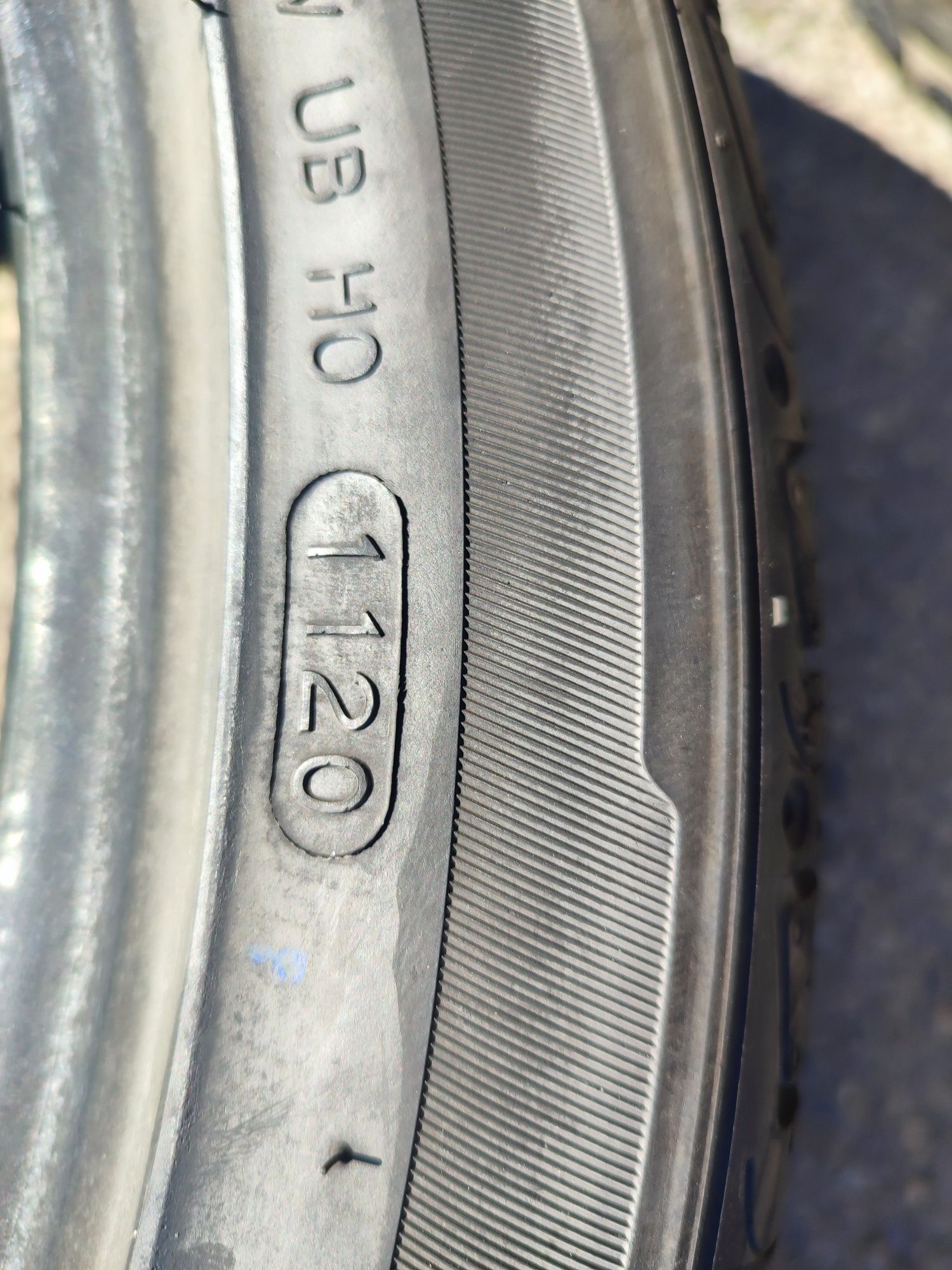 255/40/20" 4бр Hankook ventus s1 evo2 suv,dot1120,7mm