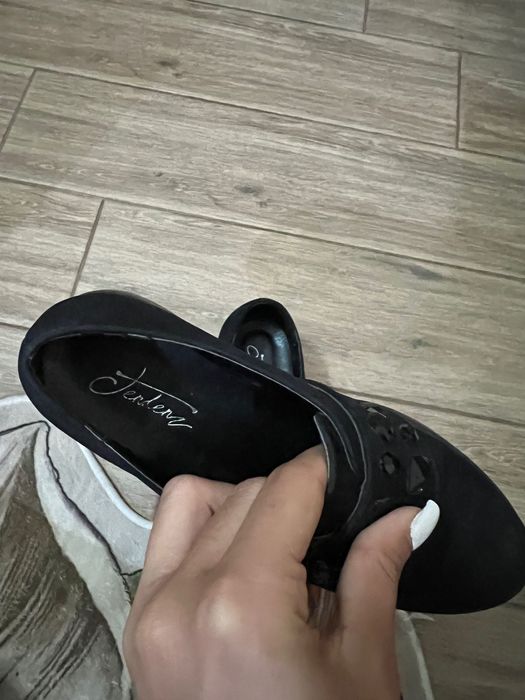 Официални обувки