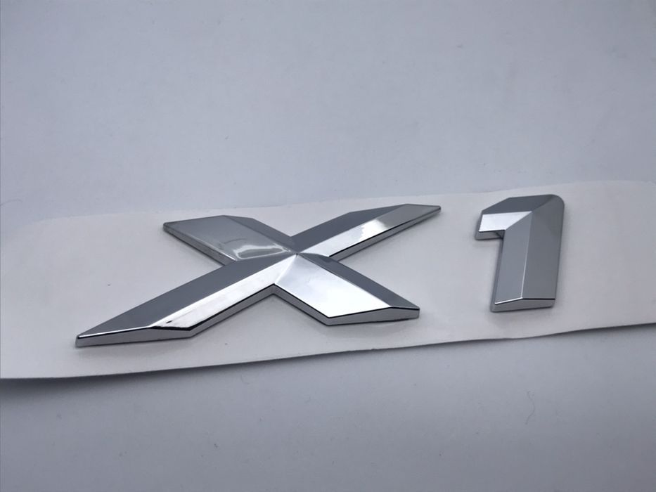 Emblema BMW X1 nou