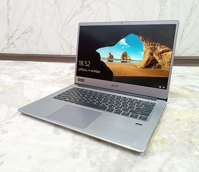 Ноутбук Acer, ДЁШЕВО Swift 3, Core i3.