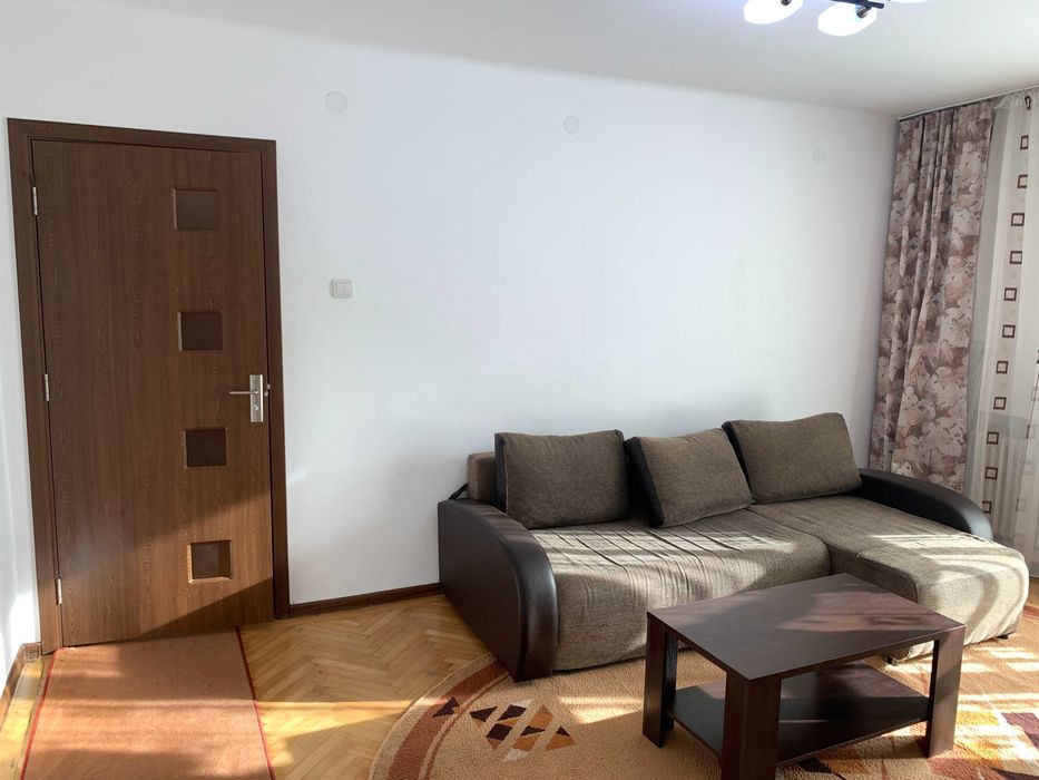 Apartament de Închiriat cu 2 Camere, Zona English Park, Craiova!