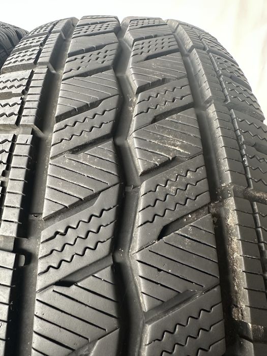 225/75/16 Hankook dot22
