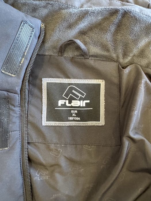 FLAIR яке почти чисто ново