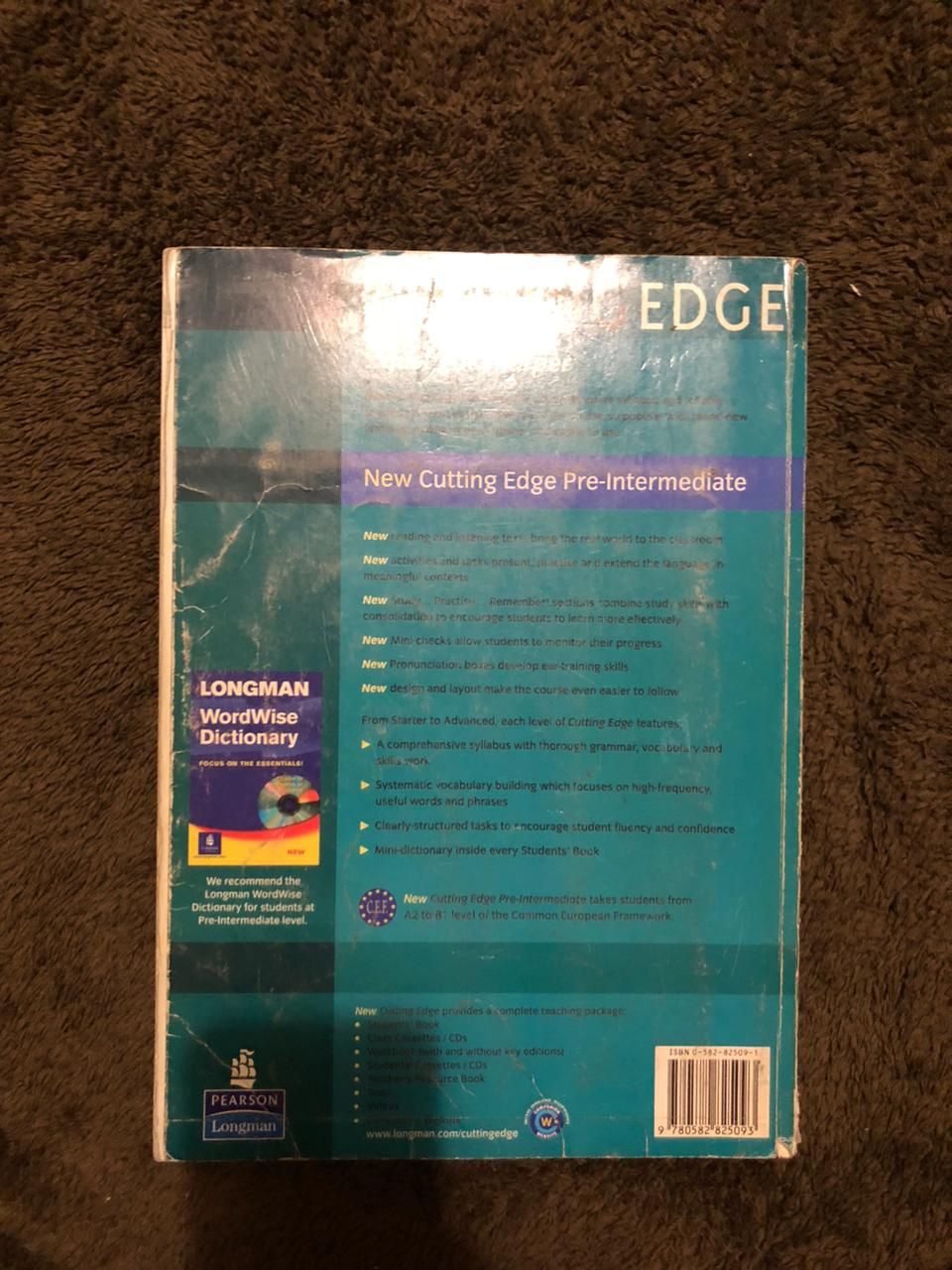 Cutting Edge Pre-intermediate Student's book
