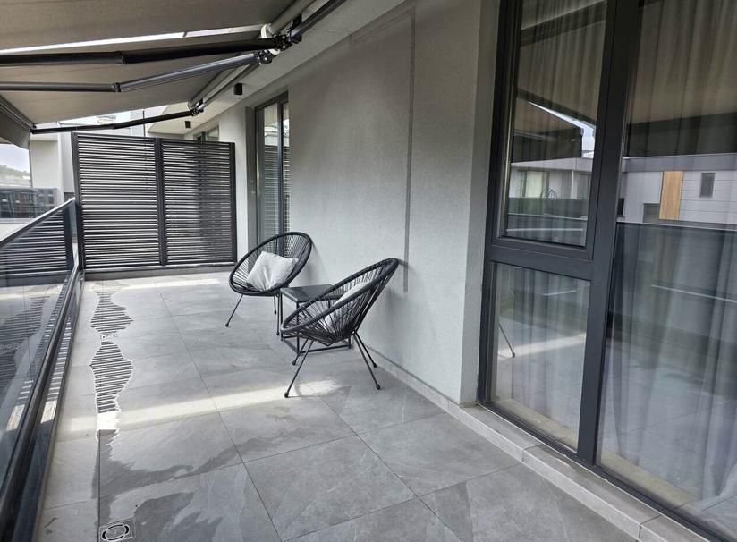 Дава се под наем Многостаен апартамент в Пловдив, Христо Смирненски - 180 кв.м за 1400 € - Снимка #8