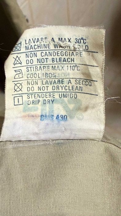 Hanorac subțire Fila , se prezinta in stare foarte buna