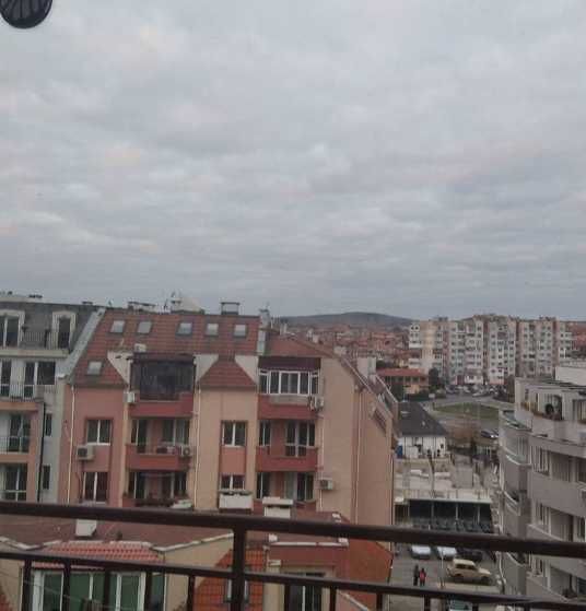 Дава се под наем Двустаен апартамент в Бургас, Меден рудник - зона А - 65 кв.м за 170 € - Снимка #2