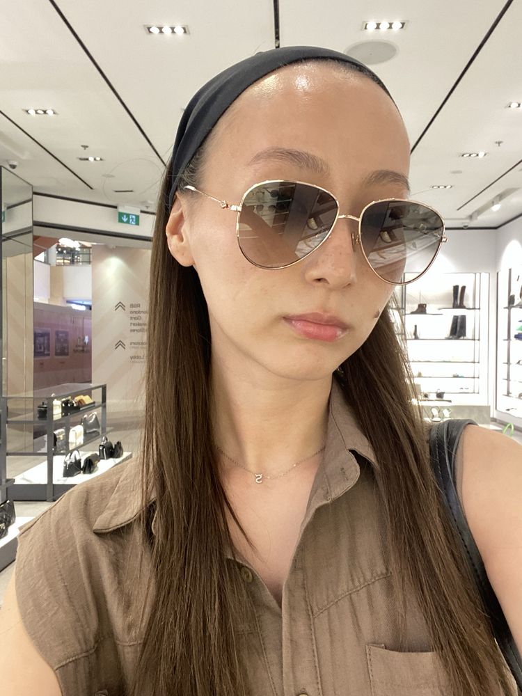 Очки Charles & Keith