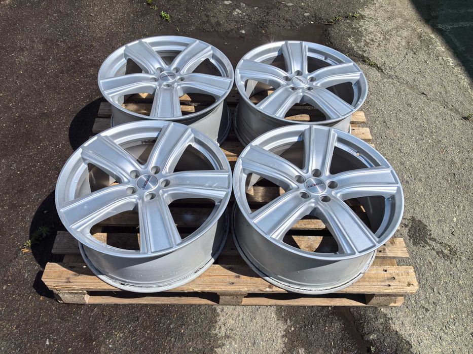 19 цола 5 х 108 мм Опел / Пежо / ФОРД / ВОлво - 8,5 Инча / ЕТ 45