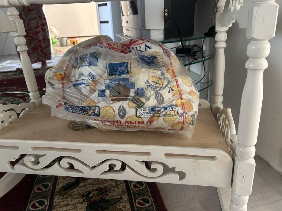 Бесик сатылады тосегымен бырге 15мын