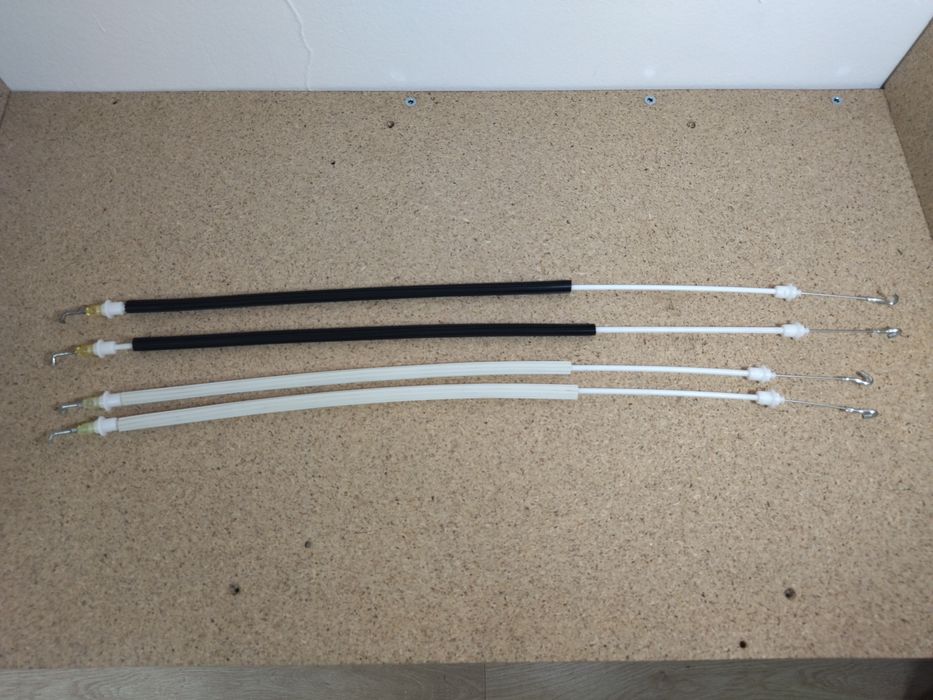 Тросик на ручку двери на Ауди а6с5