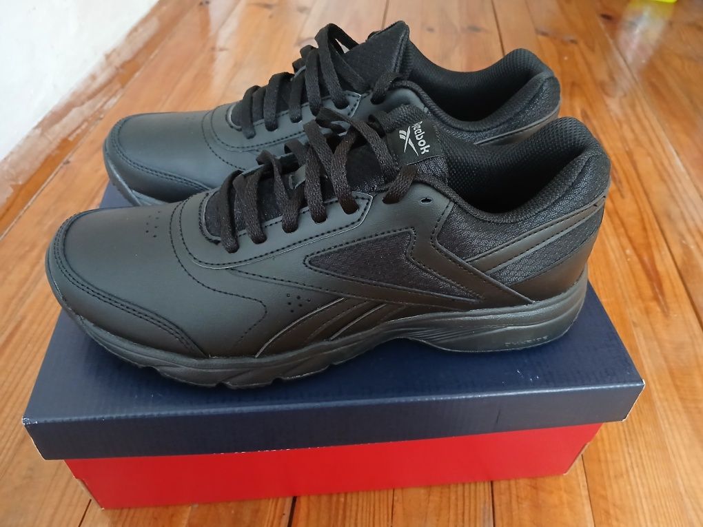 Мъжки Нови Маратонки Reebok/42 номер/