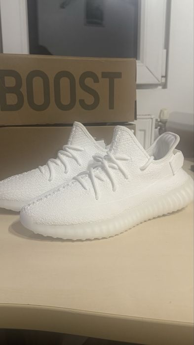 Yeezy 350 Cream White / Triple White