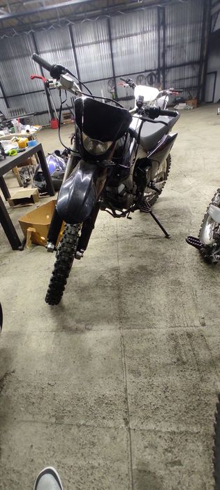 Продам эндуро 250 z2